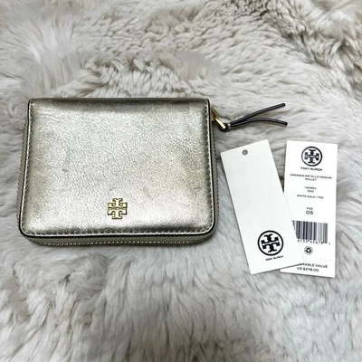 Cartera Tory Burch Plegable de Cuero Dorado Blanco con Logo, Usada Excelente Japón Foto 1 de 4