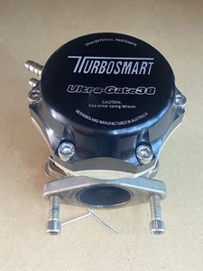 Turbosmart Gen 4 38mm Wastegate In Black - Picture 1 of 12
