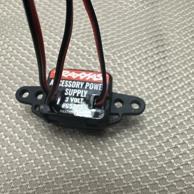 Traxxas 6588X - Mini Maxx Accessory Power Supply, 3V / 3A - Image 1 of 4