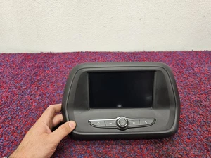 CHEVROLET CAMARO LS 16-24 OEM INFO DASH RADIO STEREO DISPLAY SCREEN MONITOR UNIT - Picture 1 of 6