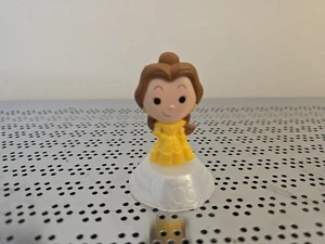 2023 McDONALD'S Disney's 100 Anniversary Celebration TOY Belle Beauty Princess - Bild 1 von 6