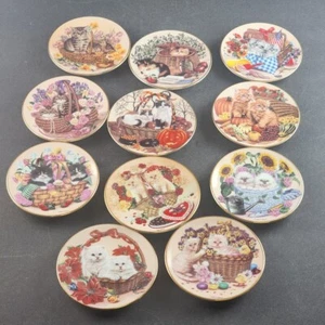 Kalendar Kitties Mini 3.5" Decorator Plates by Barbara Higgins-Bond Choose Month - Picture 1 of 22