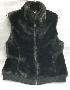 🖤 Talbots Womens Size Small Cozy Black Faux Fur Vest with Zip Front and Pockets - Picture 1 of 6