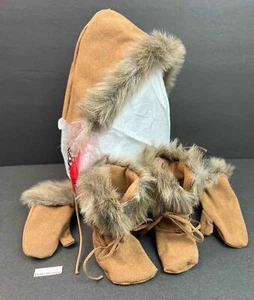 American Girl Kaya Winter Accessory Set~Fur Mocassins/Boots~Hood/Hat~Mittens EUC - Picture 1 of 13