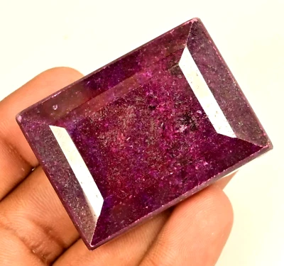 435.00 Ct Natural Huge Red Ruby Certified Museum Size Treated Baguette Gemstone - Image 1 of 4