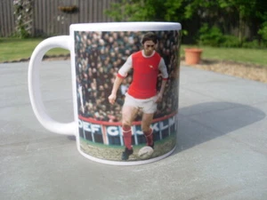 Taza/taza homenaje a Charlie George leyenda del banco norte Arsenal gran regalo de Navidad - Imagen 1 de 5