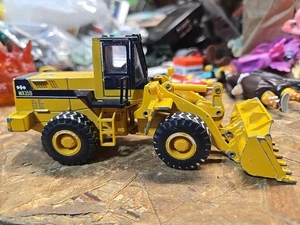 SHINSEI K-003 KOMATSU WA350 ARTCULATED SHOVEL - YELLOW 1:50 - Picture 1 of 22