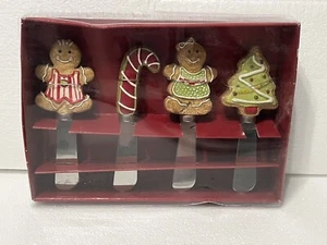 Saint Nicolas Square 4 Holiday Condiment Spreaders 4.5 in Christmas Table Decor - Picture 1 of 3