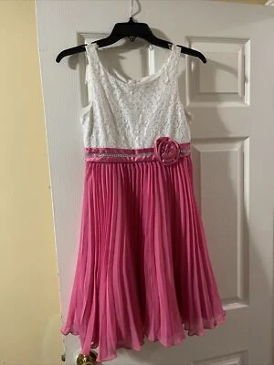 Vestido sem mangas Emily West plissado de chiffon coral e renda branca tamanho 14 - Imagem 1 de 4