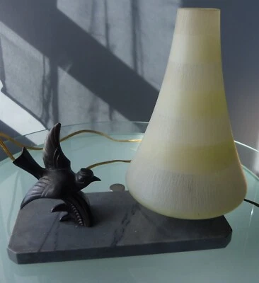 Lampe de chevet veilleuse Art Déco oiseau de paradis régule et marbre - Photo 1/4