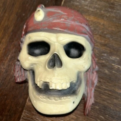 Rare Pirates Of The Caribbean Plastic Skull Case ONLY 2007 - Image 1 of 2