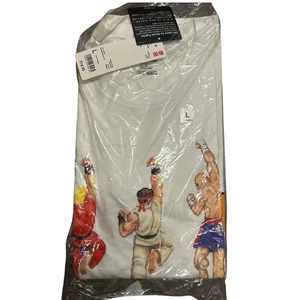 Uniqlo Street Fighter Grafik T-Shirt Weiß Gr. L Capcom UT Pixel Art Neu - Bild 1 von 3