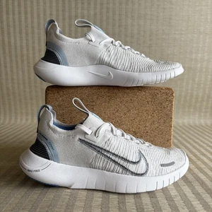 Nike Free RN 5.0 Next Nature Zapatos para Mujer Talla 6 Blanco Gris Tejido Correr Azul - Imagen 1 de 19