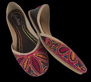Fuchsia 'Olivia' Ballet Flats Handmade Embroidered Boho Shoe Women Sz 8.5-9 Read - Picture 1 of 5