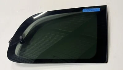 Cuarto de cristal trasero lado pasajero ford windstar 1995-1998 usado Foto 1 de 3