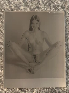 Vintage 1960’s Girl Pretty PIN UP Risque Nude Original Girlie Glamour Photo #46 - Picture 1 of 2