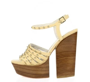 Womens 205592 Alice Olivia Stylish Beige Leather Platform Studded Sandals Sz 40 - Picture 1 of 7