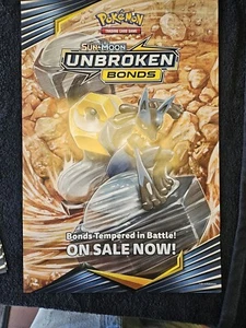 Pokemon Sonne & Mond Ultra Prizm Promo Poster 19 x 24 Rare Dämmerungsmähne Necrozma - Bild 1 von 2