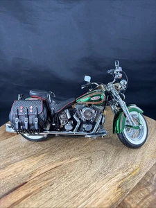 Franklin Mint Harley Davidson Heritage Springer 2001 Christmas Edition 1:10 - Picture 1 of 17