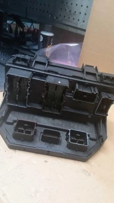 Used Power Supply Module fits: 2012 Dodge Durango Power Supply totally integrate - Image 1 of 4