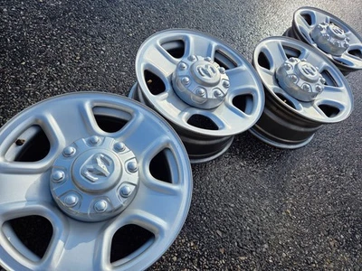 Llantas de acero 18" Dodge Ram 2500 3500 Laramie cromadas OEM STOCK DE FÁBRICA 8X165 Foto 1 de 4