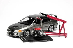 MOTORHELIX M84001 1/18 Mitsubishi Lancer Evolution IV Steel Silver Metallic - Picture 1 of 10