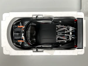 Hot Wheels Elite Ferrari 458 Italia GT2 Black 1/18 BCK09 - Picture 1 of 14