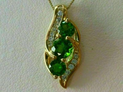 2.20 Ct Round Cut Emerald & Diamond Pendant With Chain 14K Yellow Gold Finish - Image 1 of 4