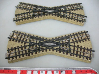 Märklin H0 00 AC 2x Crossing (M Track) for 3600/2624 8/12ft Center Conductor - Image 1 of 3