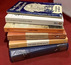 Mixed Lot Fiction Penguin Classics Retro Vintage Books Bulk Lot x 6 (Lot 1024) - Picture 1 of 4
