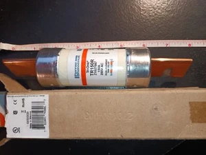 Two TR150R 4YZF5 RK5 fuses - for older circuit boxes 782001748067 - Picture 1 of 6