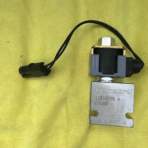 Comatrol 11010598 Solenoid, Relief Manifold 12 Volt Valve - Picture 1 of 4