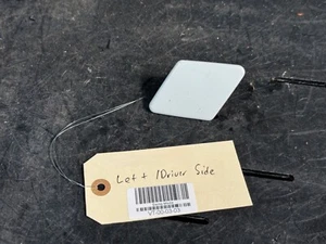 06-08 BMW 3 SERIES SEDAN LEFT DRIVER HEADLIGHT WASHER CAP COVER WHITE OEM - Picture 1 of 5