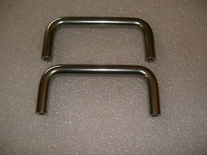 2 Stück Edelstahl Griff für 2U Rack / Möbelgriff / Schrankgriff 88mm Lochmaß - Bild 1 von 2