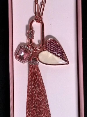 Bomb Party RARE RBP6247RG, Pendants Hearts on Fire - Genuine Mother of Pearl - Image 1 of 4