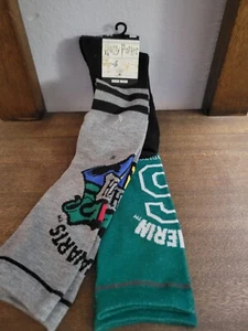 Harry Potter Knee High SOCKS, 2 Pair Gender Neutral SIZE 9-11 - NEW - Picture 1 of 3