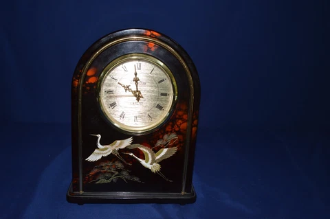 Papillion Japanese Desk Clock battery operated Cover