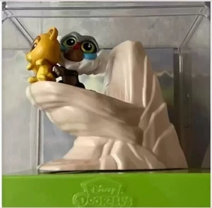 The Lion King Disney Doorables Movie Moments Series 2 Brand New Simba and Rafiki - Picture 1 of 2