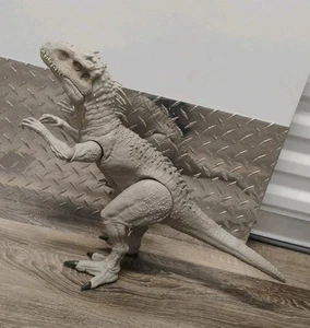 Jurassic World Destroy N Devour INDOMINUS REX 23" Figure Toy Lights Up & Sounds - Picture 1 of 8