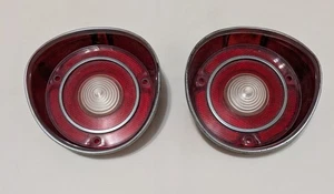 Par de lentes de respaldo traseros Chevelle Malibu SS 1971 GM #5963434-2 y 5963433-1 - Imagen 1 de 6