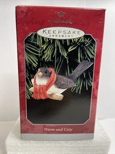 Hallmark Keepsake Ornament 1998 Warm & Cozy Bird - Picture 1 of 4