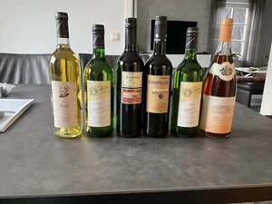 Konvolut Weinflaschen Kellerfund Alte Weine 6 Flaschen verschiedene Sorten - Bild 1 von 2