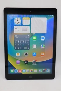 Apple iPad 5 2017 32GB Space Gray 9,7 Zoll Wi-Fi Stark Gebraucht #5337 - Bild 1 von 6