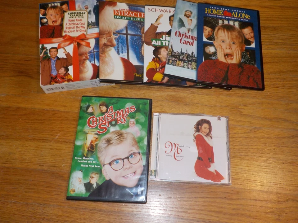 A Christmas Story/Jingle all the Way/ A Christmas Carol/ Home ALone/Miracle DVD Foto 1 de 1