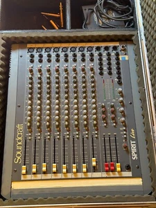 Soundcraft Live Spirit 8CH Mixer mit Flycase - Bild 1 von 7