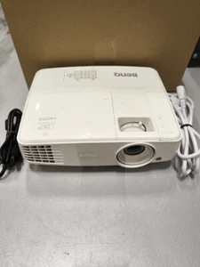 BenQ TW529 Digital Projector - Working, Cosmetic Damage, No Accessories - Photo 1/11