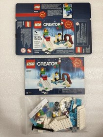 LEGO 40107 Winter Skating Scene 100% Complete Seasonal Holiday MINT