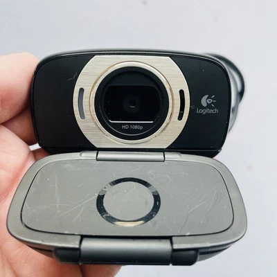 EUC Logitech C615 HD 1080P WebCam Fold & Go Design 360 Degree Swivel-Works Great - Image 1 of 4