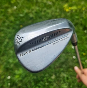 Titleist Vokey SM9 - 56 Grad 8M Sand Wedge - Midsize Griff - Guter Zustand - Bild 1 von 9