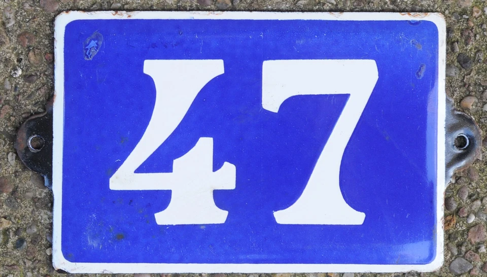 Old blue French house number 47 door gate plate plaque enamel steel metal sign - Image 1 of 1